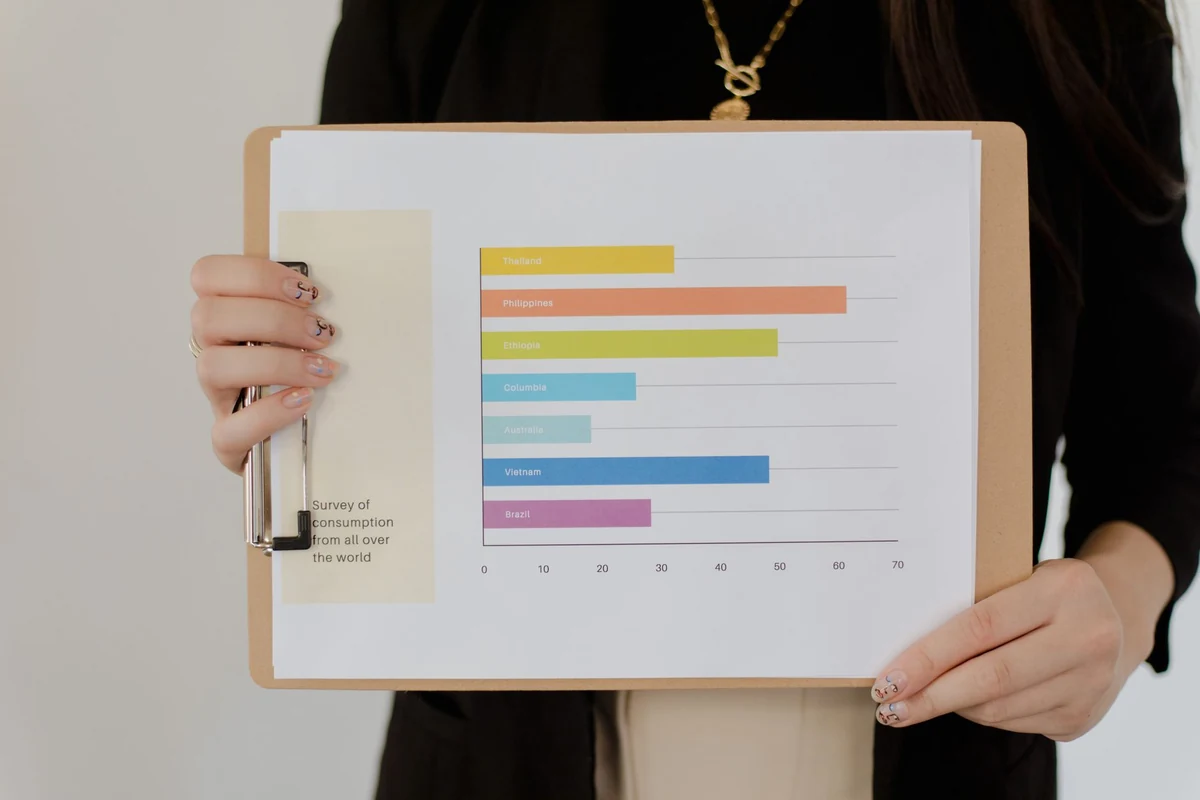 A Confronto con l'Esperto Demografici